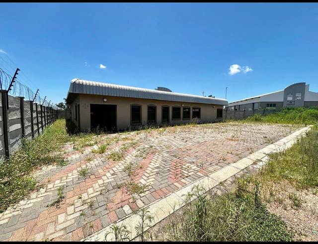 300M² BUSINESS CENTRE FOR SALE IN MAGNA VIA INDUSTRIAL